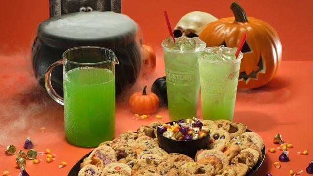 Halloween 2025 restaurant freebies & deals