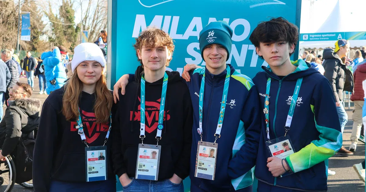 Young players share Olympic ice with hockey idols